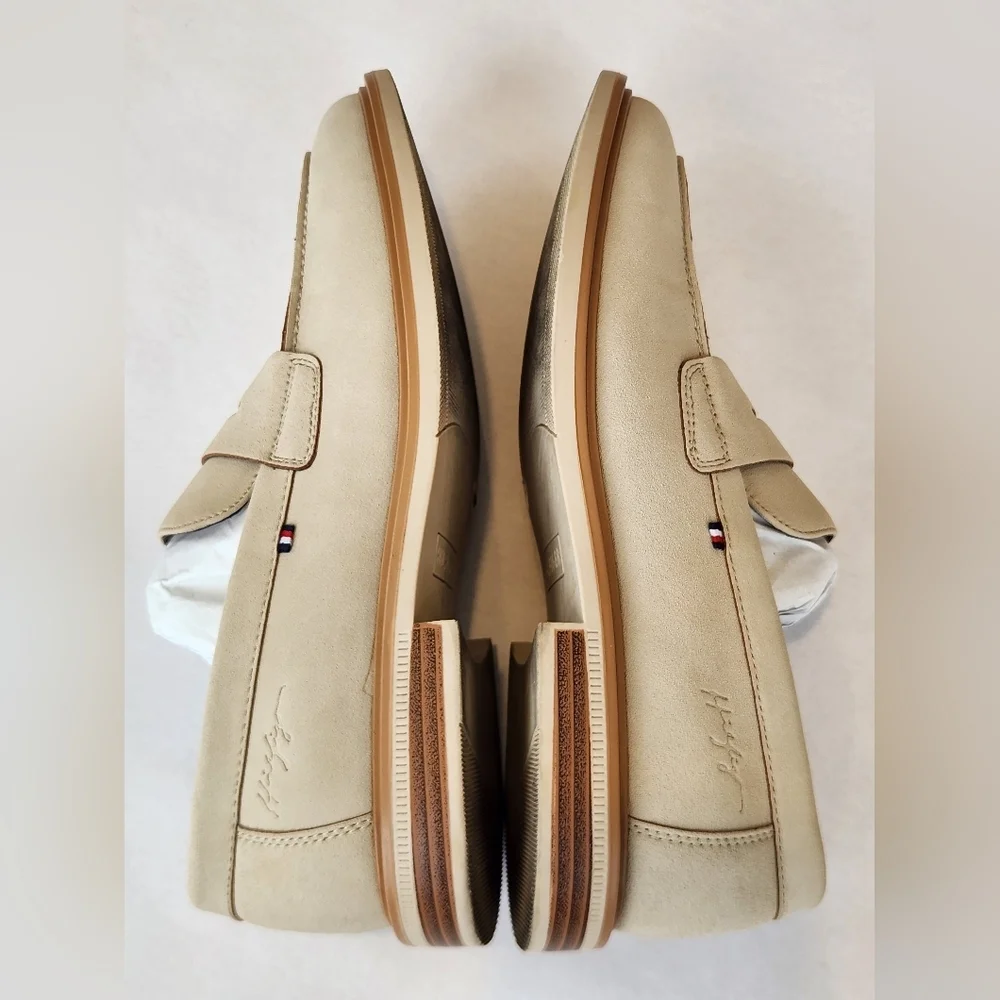 || TOMMY HILFIGER || Dime slip-ons loafers shoes vegan cream beige sz 8